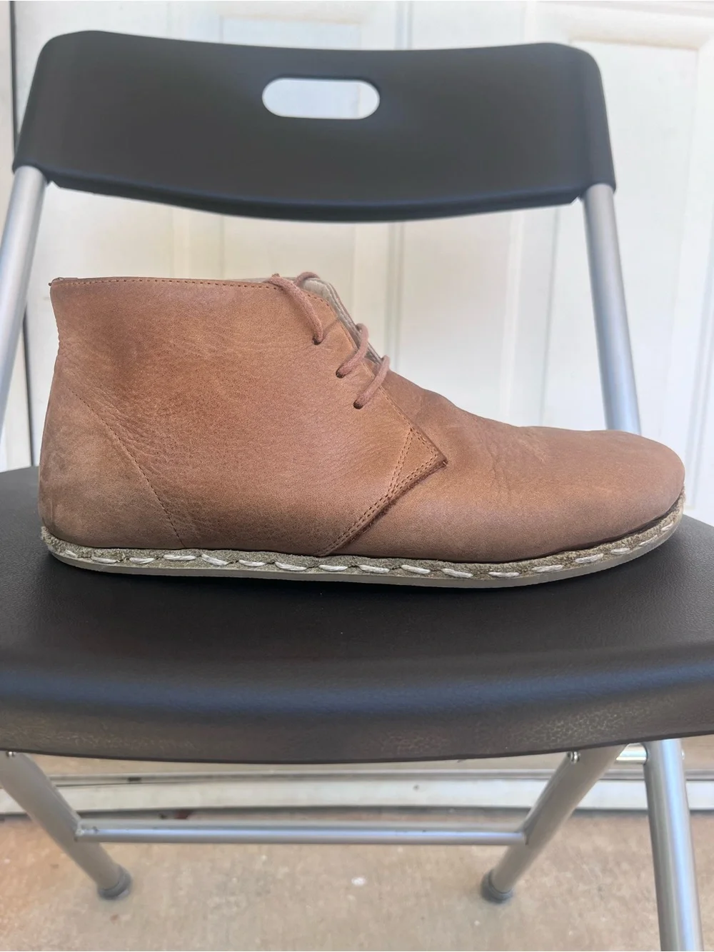 Men's Brown Leather Chukka Boots - Classic Lace-Up
